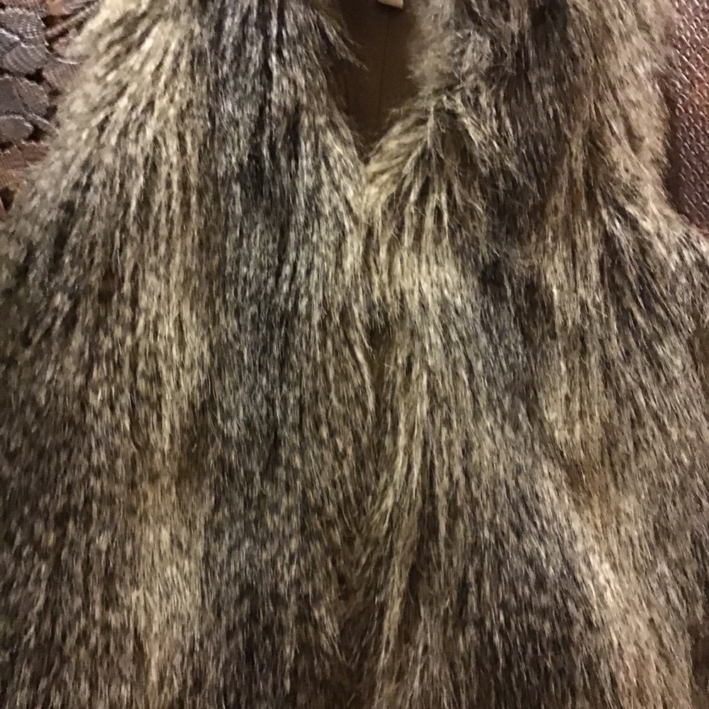 Michael Michael Kors Faux Raccoon Fur Vest - Picture 3 of 6